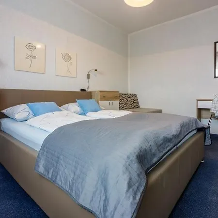 Apartment In With Sea View, Terrace, Air Conditioning, Wi-fi *