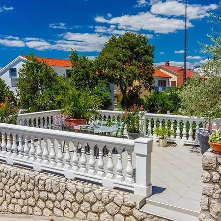 In With Sea View, Terrace, Air Conditioning, Wi-fi *