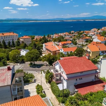 Apartment In With Sea View, Terrace, Air Conditioning, Wi-fi